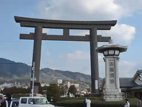 大神神社の鳥居