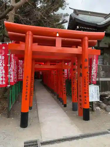 鵠沼伏見稲荷神社の鳥居