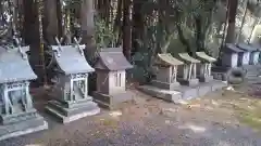 鹿嶋高房神社の末社