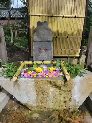 田間神社の手水舎