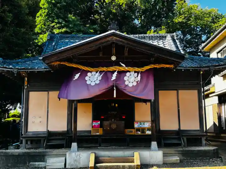 九重神社の{uncategorized: "未分類", other: "その他", undefined: "問題あり", building: "その他建物", grave: "お墓", sacred_gate: "鳥居", guardian: "狛犬", statue: "像", buddha: "仏像", history: "歴史", nature: "自然", garden: "庭園", animal: "動物", pagoda: "塔", temizu: "手水舎", mountain_gate: "山門・神門", sanctuary: "本殿・本堂", subordinate: "末社・摂社", art: "芸術", scenery: "景色", jizo: "地蔵", ema: "絵馬", goshuin: "御朱印", omikuji: "おみくじ", items: "授与品その他", amulet: "お守り", goshuincho: "御朱印帳", eats: "食事", festival: "お祭り", votive_dance: "神楽", shichigosan: "七五三参", wedding: "結婚式", experience: "体験その他", initially: "初詣", around: "周辺", anti_infection: "感染症対策"}