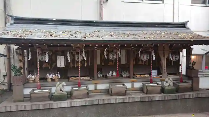 子安神社の末社・摂社