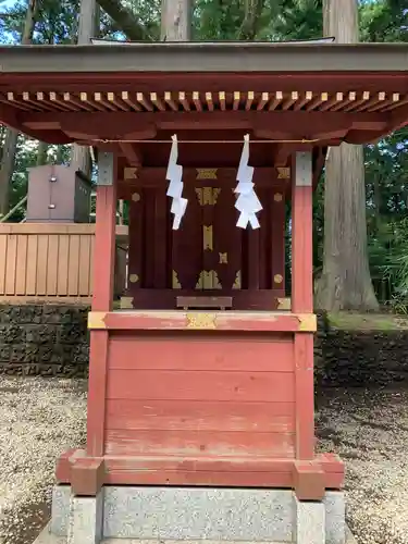 北口本宮冨士浅間神社の末社・摂社