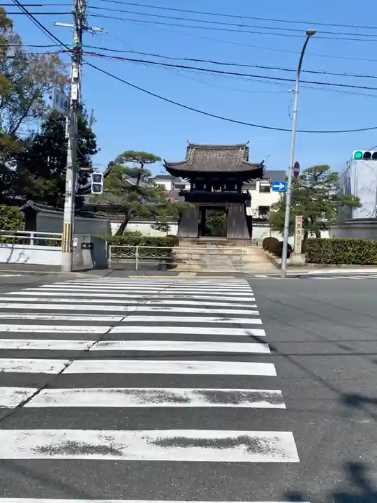 萬壽寺(萬寿寺・万寿寺)の山門・神門