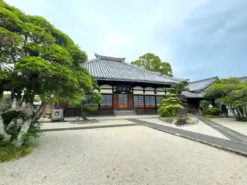 盛禅寺の{uncategorized: "未分類", other: "その他", undefined: "問題あり", building: "その他建物", grave: "お墓", sacred_gate: "鳥居", guardian: "狛犬", statue: "像", buddha: "仏像", history: "歴史", nature: "自然", garden: "庭園", animal: "動物", pagoda: "塔", temizu: "手水舎", mountain_gate: "山門・神門", sanctuary: "本殿・本堂", subordinate: "末社・摂社", art: "芸術", scenery: "景色", jizo: "地蔵", ema: "絵馬", goshuin: "御朱印", omikuji: "おみくじ", items: "授与品その他", amulet: "お守り", goshuincho: "御朱印帳", eats: "食事", festival: "お祭り", votive_dance: "神楽", shichigosan: "七五三参", wedding: "結婚式", experience: "体験その他", initially: "初詣", around: "周辺", anti_infection: "感染症対策"}