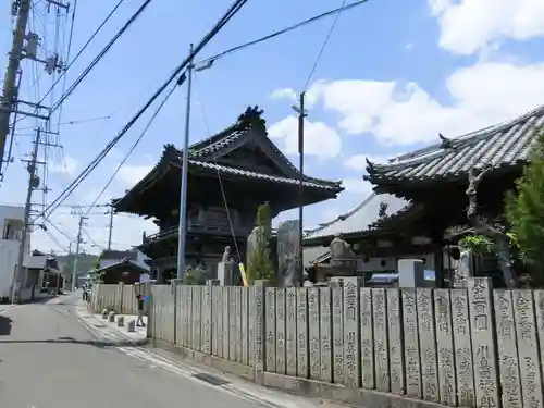 観音寺の建物その他