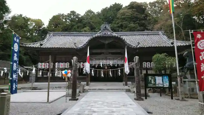 高嶺神社の本殿