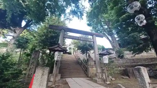 西向天神社の鳥居