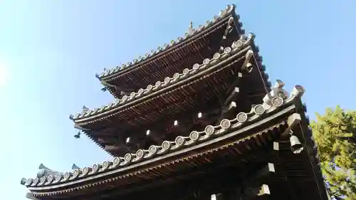 本光寺の塔