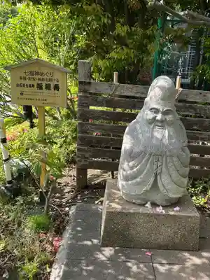 祠(東京ドームシティー屋上)(東京都)