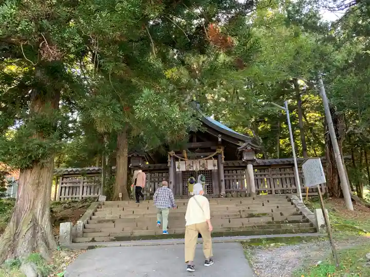 諏訪大社上社前宮のその他建物