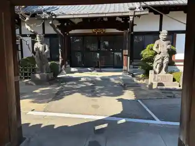 海蔵寺の{uncategorized: "未分類", other: "その他", undefined: "問題あり", building: "その他建物", grave: "お墓", sacred_gate: "鳥居", guardian: "狛犬", statue: "像", buddha: "仏像", history: "歴史", nature: "自然", garden: "庭園", animal: "動物", pagoda: "塔", temizu: "手水舎", mountain_gate: "山門・神門", sanctuary: "本殿・本堂", subordinate: "末社・摂社", art: "芸術", scenery: "景色", jizo: "地蔵", ema: "絵馬", goshuin: "御朱印", omikuji: "おみくじ", items: "授与品その他", amulet: "お守り", goshuincho: "御朱印帳", eats: "食事", festival: "お祭り", votive_dance: "神楽", shichigosan: "七五三参", wedding: "結婚式", experience: "体験その他", initially: "初詣", around: "周辺", anti_infection: "感染症対策"}