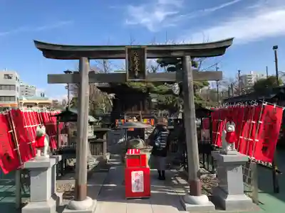 成田山深川不動堂(新勝寺東京別院)の鳥居