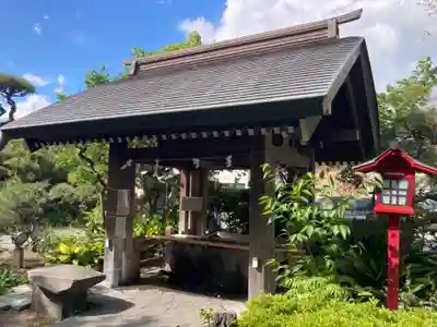 鵠沼伏見稲荷神社の手水舎