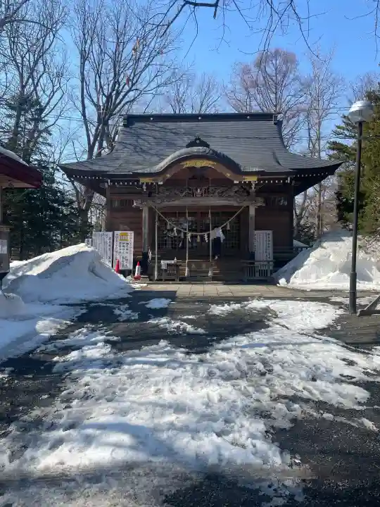 相馬神社の{uncategorized: "未分類", other: "その他", undefined: "問題あり", building: "その他建物", grave: "お墓", sacred_gate: "鳥居", guardian: "狛犬", statue: "像", buddha: "仏像", history: "歴史", nature: "自然", garden: "庭園", animal: "動物", pagoda: "塔", temizu: "手水舎", mountain_gate: "山門・神門", sanctuary: "本殿・本堂", subordinate: "末社・摂社", art: "芸術", scenery: "景色", jizo: "地蔵", ema: "絵馬", goshuin: "御朱印", omikuji: "おみくじ", items: "授与品その他", amulet: "お守り", goshuincho: "御朱印帳", eats: "食事", festival: "お祭り", votive_dance: "神楽", shichigosan: "七五三参", wedding: "結婚式", experience: "体験その他", initially: "初詣", around: "周辺", anti_infection: "感染症対策"}