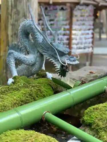 諏訪大社の手水舎