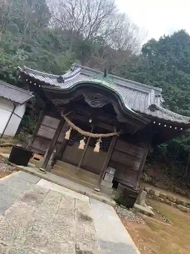 金切神社の本殿