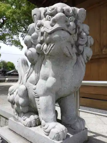 長草天神社の狛犬