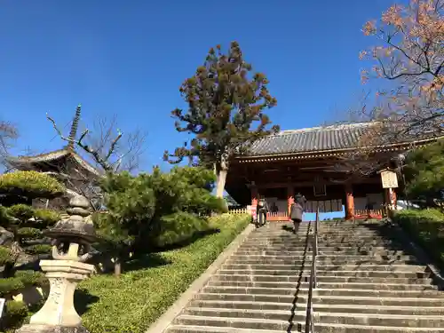 叡福寺の山門