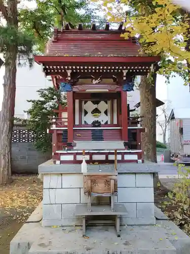 三吉神社の末社