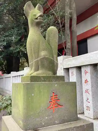 笠䅣稲荷神社の狛犬