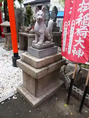 赤手拭稲荷神社の狛犬