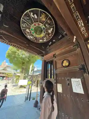 櫛田神社の山門・神門