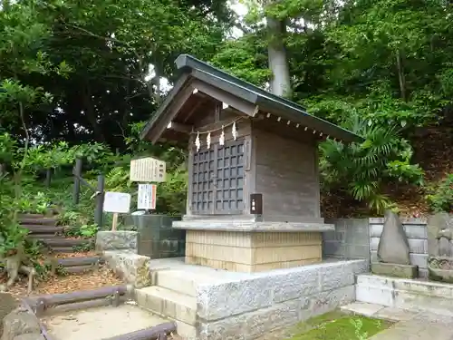 師岡熊野神社の末社・摂社