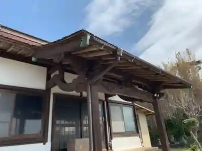 寺院（名称不明）の本殿・本堂