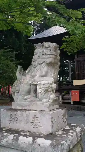 冨士御室浅間神社の狛犬