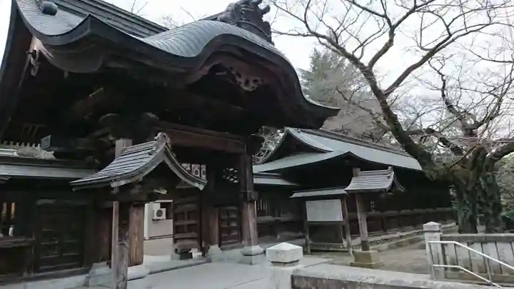 宇都宮二荒山神社の本殿・本堂