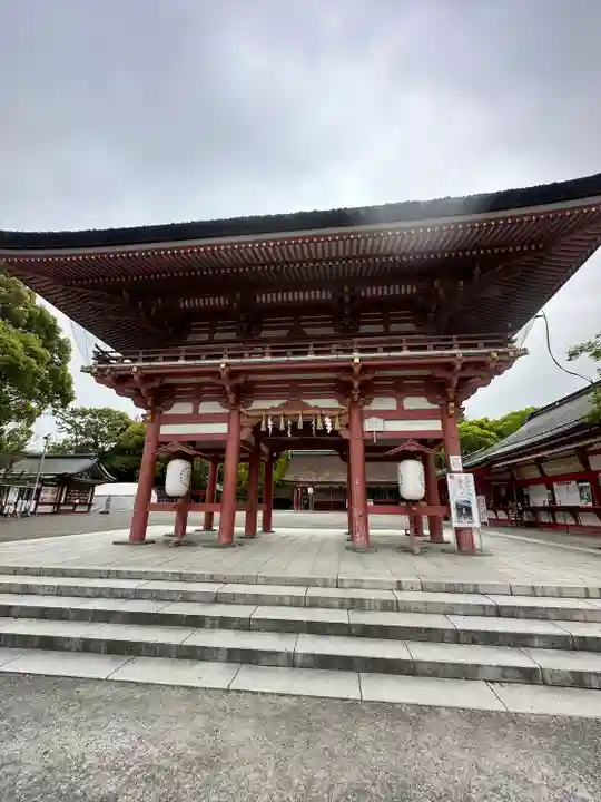 津島神社の山門・神門