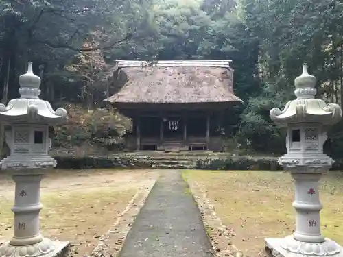 綱神社の本殿・本堂