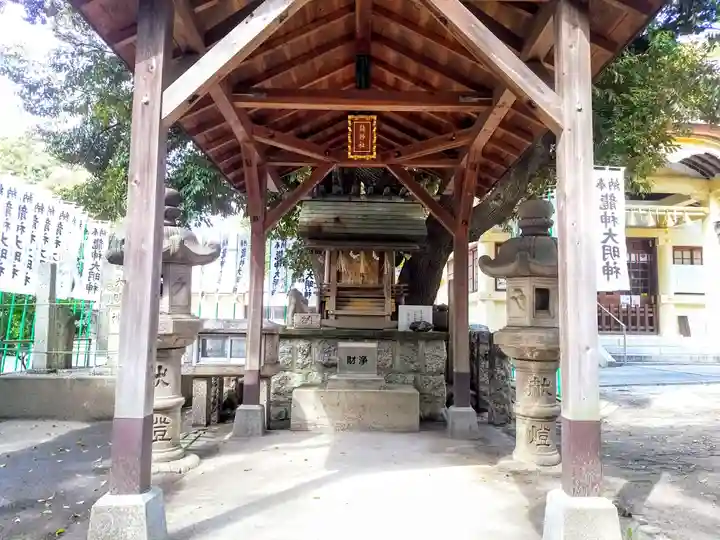 六所神社の末社・摂社
