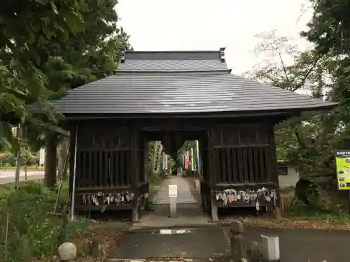 恵隆寺(立木千手観音)の山門・神門