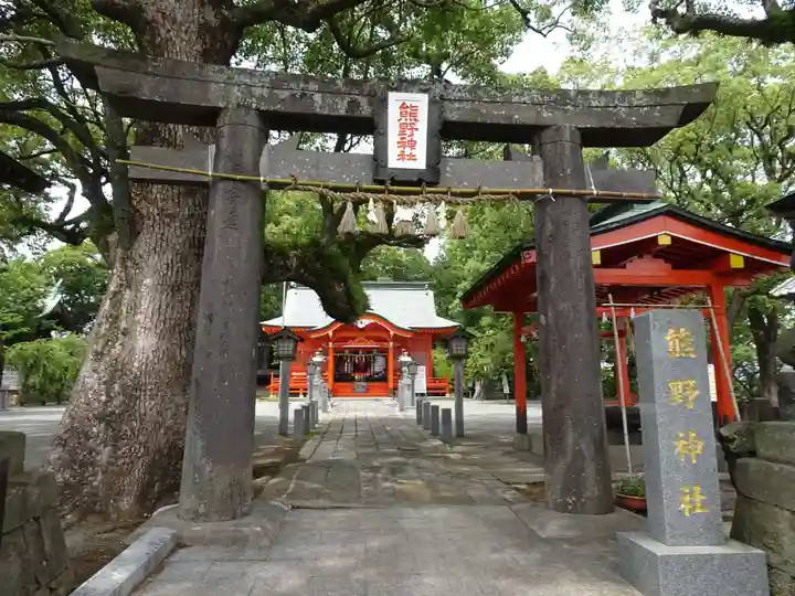 導きの神大牟田熊野神社の鳥居