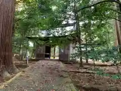 若狭彦神社（上社）の山門