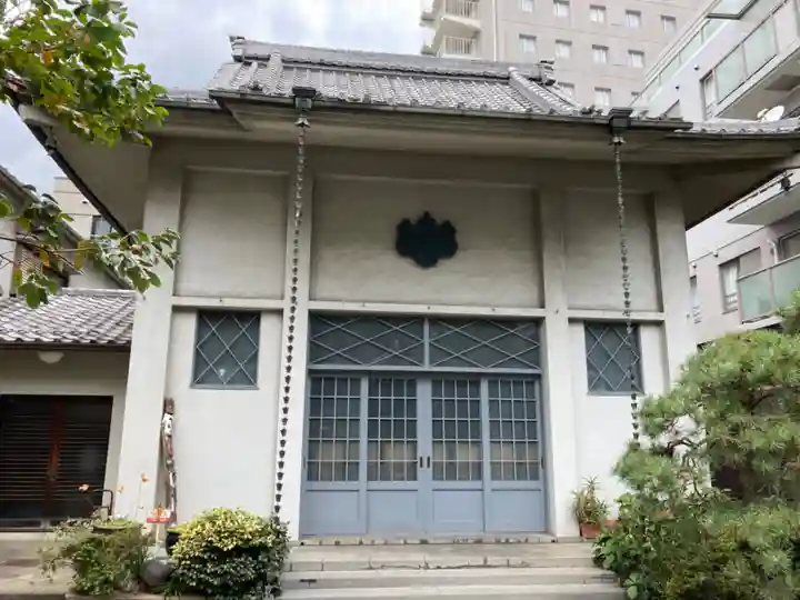 報土寺の本殿・本堂