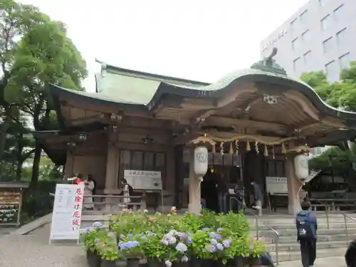 坐摩神社の本殿