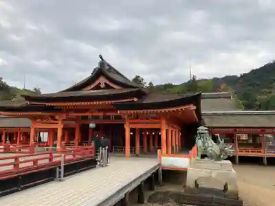 厳島神社の本殿・本堂