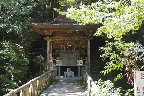 満願滝弁財天(大阪府)