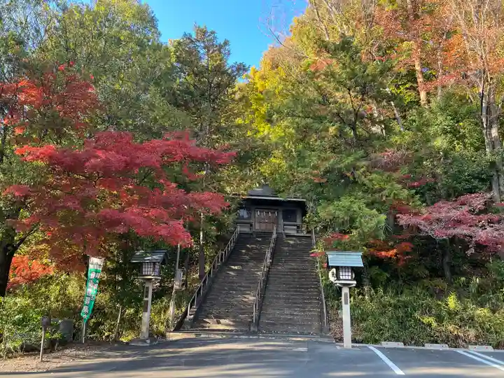 山梨縣護國神社のその他建物
