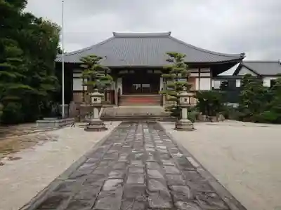 隣松寺の本殿・本堂