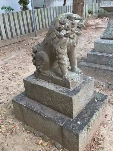 素盞嗚神社の狛犬