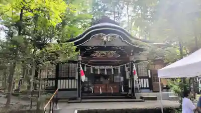 新屋山神社(山梨県)