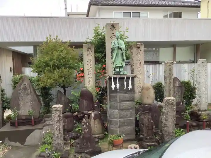 御嶽神社の末社・摂社
