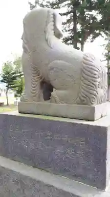 壮瞥神社の狛犬