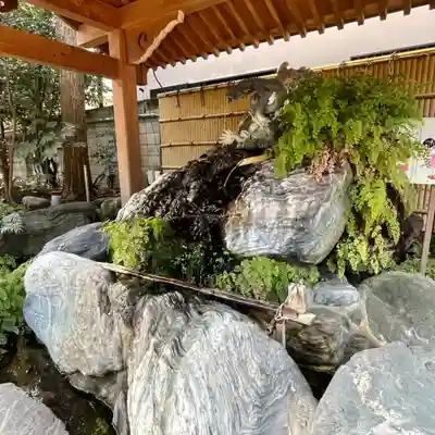 馬橋稲荷神社の手水舎