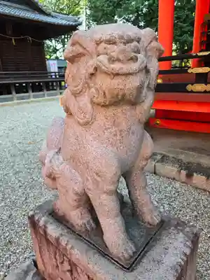 六所神社の狛犬