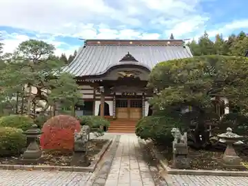 長泉寺の本殿・本堂
